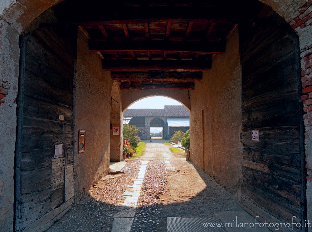 Milan (Italy) - Entrance of a farmhouse in Ronchetto delle Rane